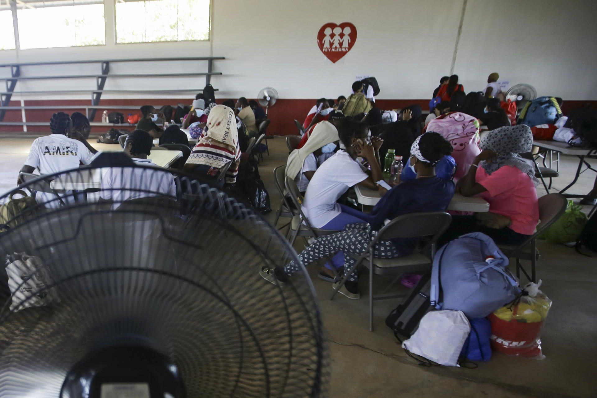 Crisis migratoria: Guatemala Abre Centro para Deportados en la Frontera Con México