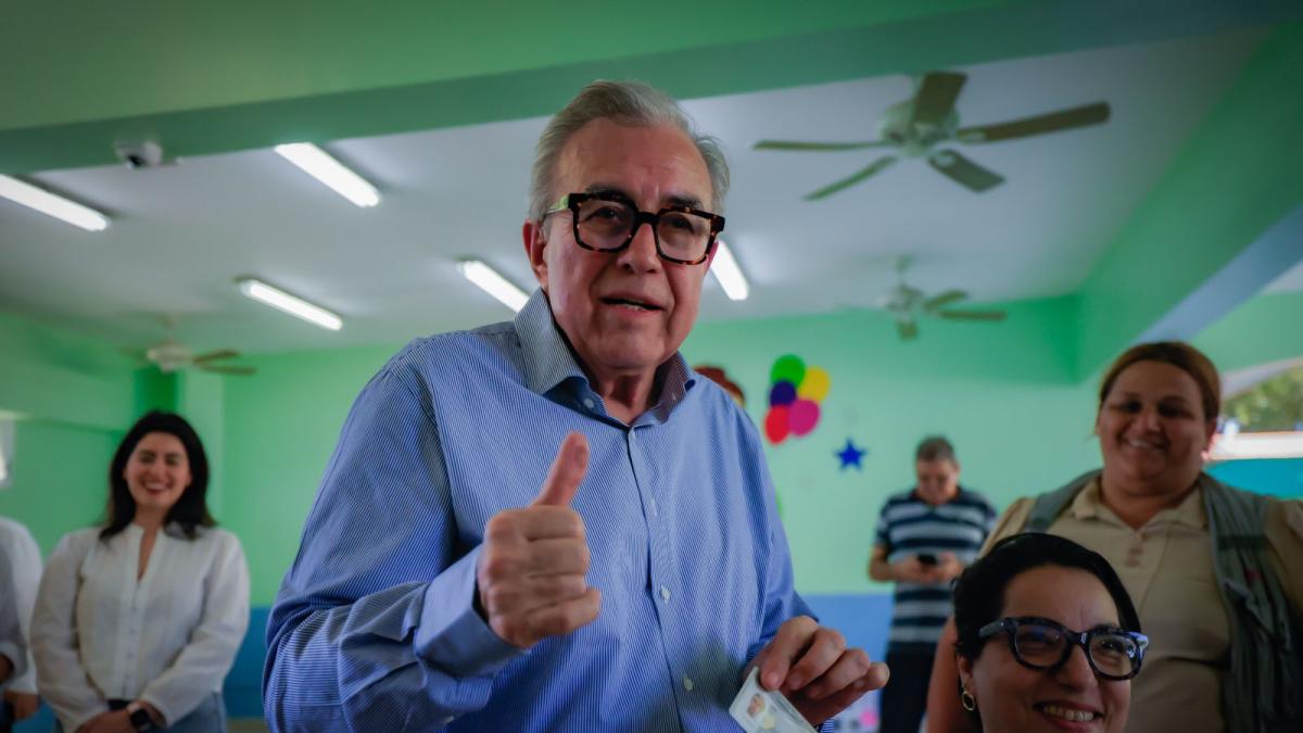 Gobernador Rubén Rocha Moya Ejerce Su Derecho Al Veto en Histórica Jornada Electoral
