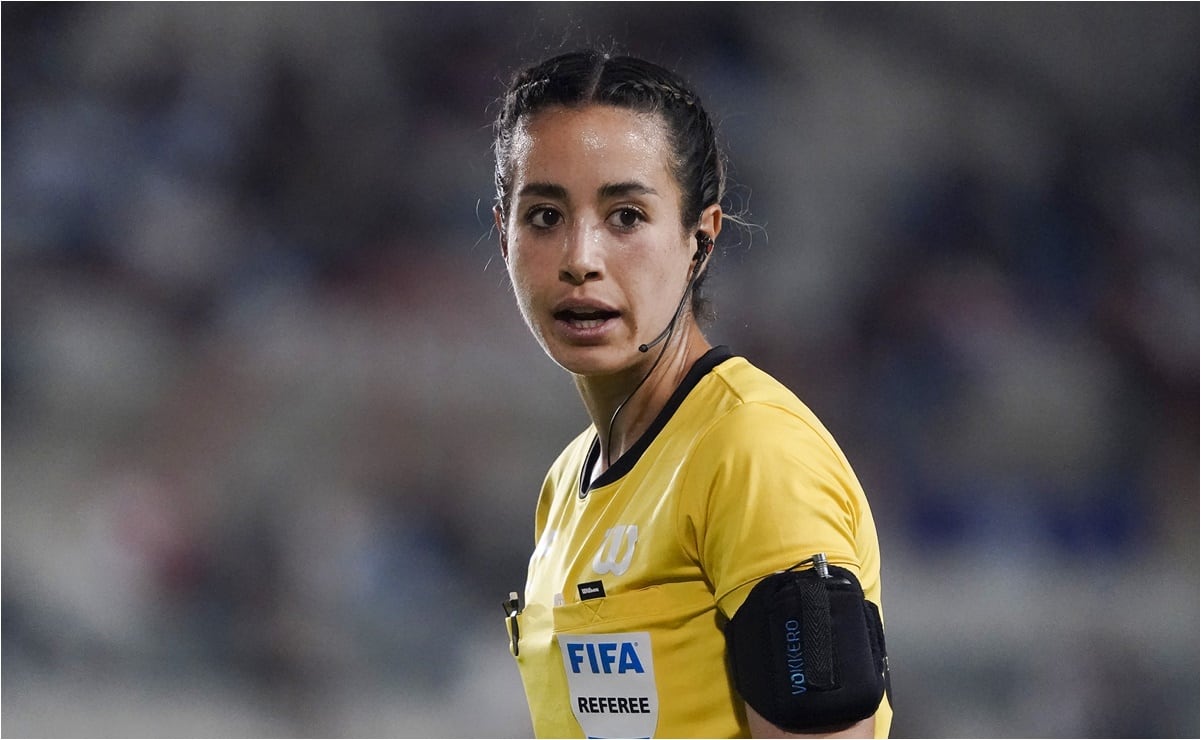Katia Itzel García Hace Historia en la Copa Oro; SE convierte en la Primera mexicana en ser Juez Central en el Torneo