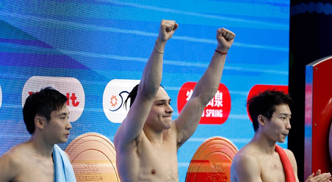 Osmar Olvera le Ganó a Los Chinos; Oro en Campeonato Mundial