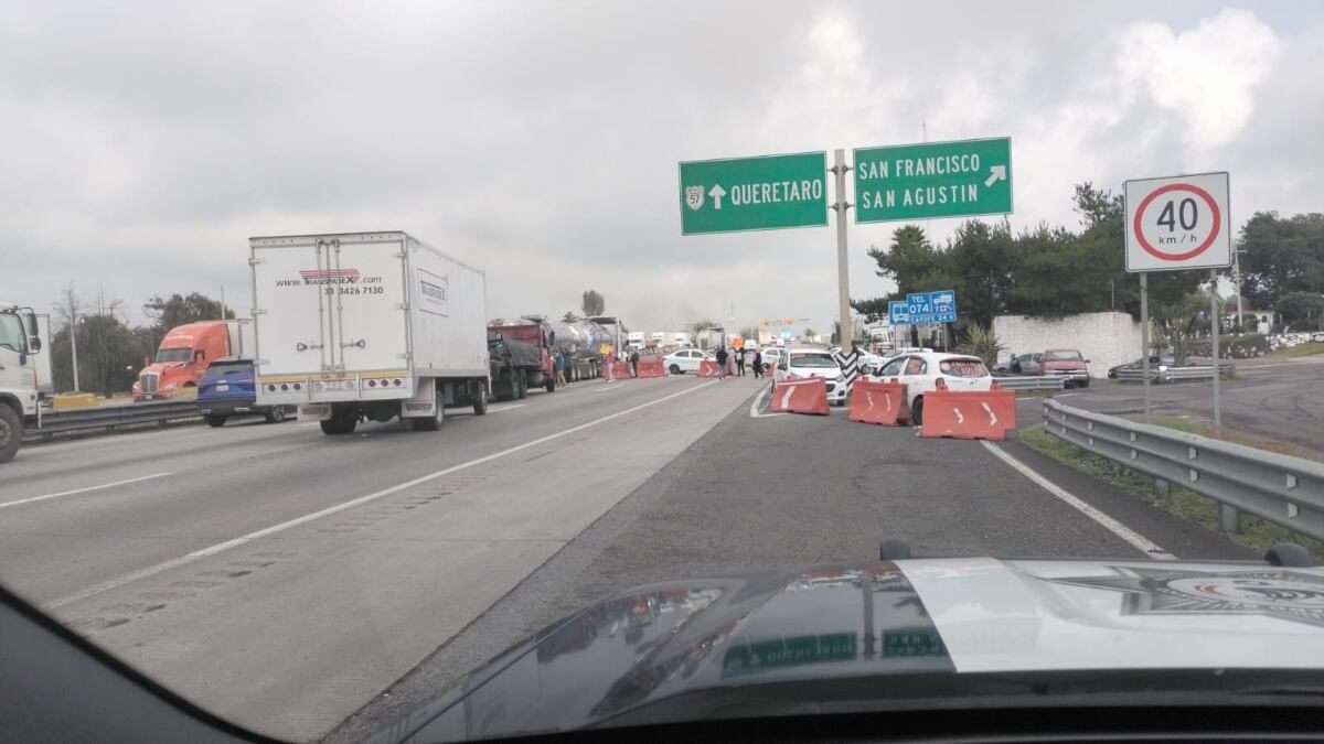 Transportistas Bloqueos Ambos Sentidos de la México-Querétaro: ¿Qé Tramo Está Cerrado Hoy?