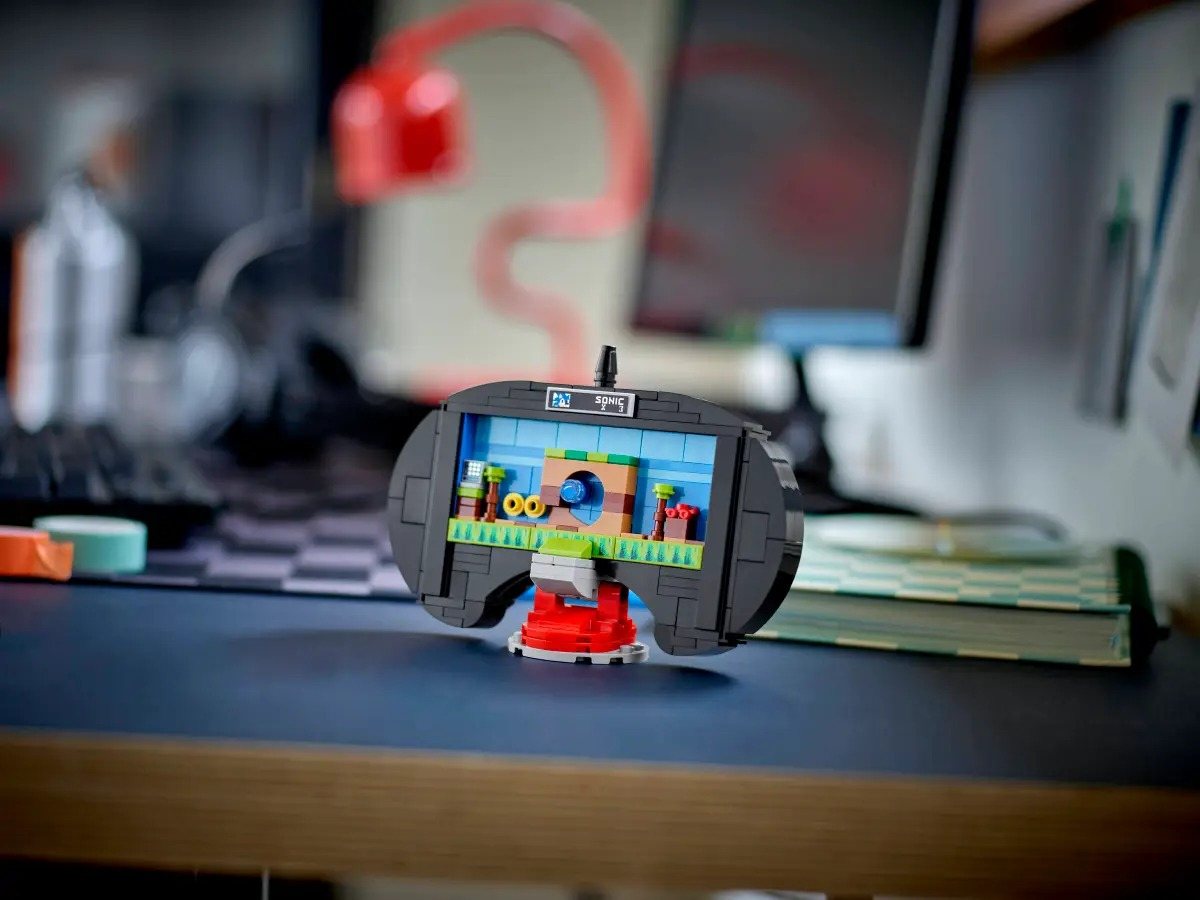 El rumor se confirma: anunciado el mando de sega génesis de lego con sorpresa en su interior