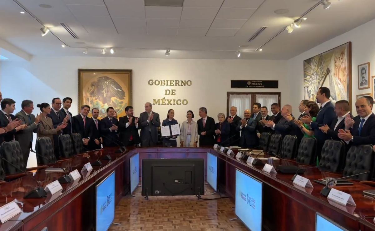 Sheinbaum se Reúne Con Gasolineros; Renuevan AcUerdo para estrategia de precio Único | El universal