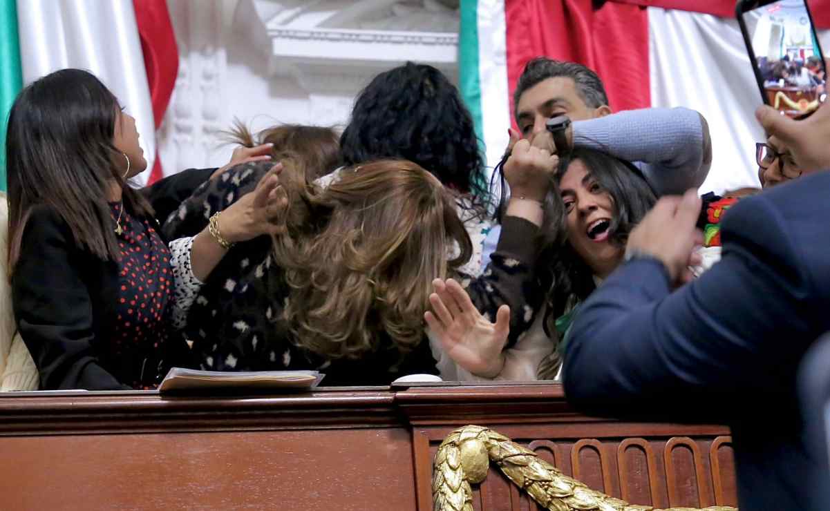 Así cubrieron medios internacionales la pelea en el Congreso de la CDMX; “se convirtió en un ring de la WWE” | El Universal