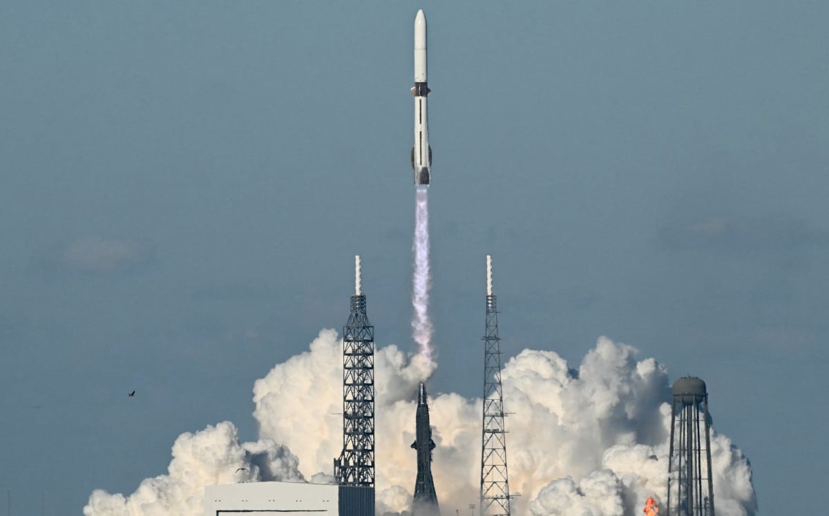 Blue Origin, propiedad de Jeff Bezos, lleva al espacio al primer usuario con sillas de ruedas