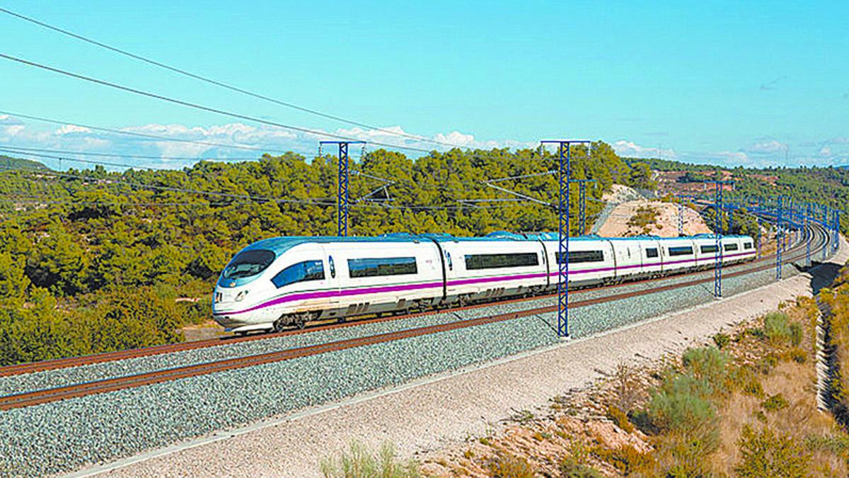 Avanza 8% la construcción del tren México-Querétaro; Transportará a 10 millones de pasajeros al año.