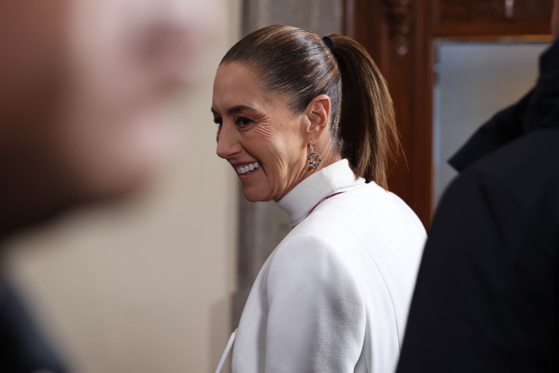 ‘Pronósticos del conservadurismo fracasaron’: Morena celebra ‘reconocimiento’ del WSJ a Sheinbaum