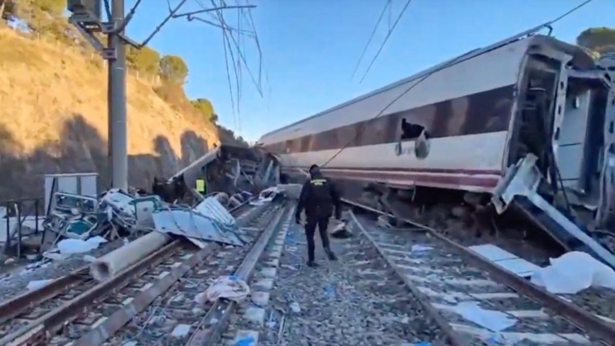 México expresa condolencias a España por accidente de trenes en Córdoba; no hay connacionales afectados