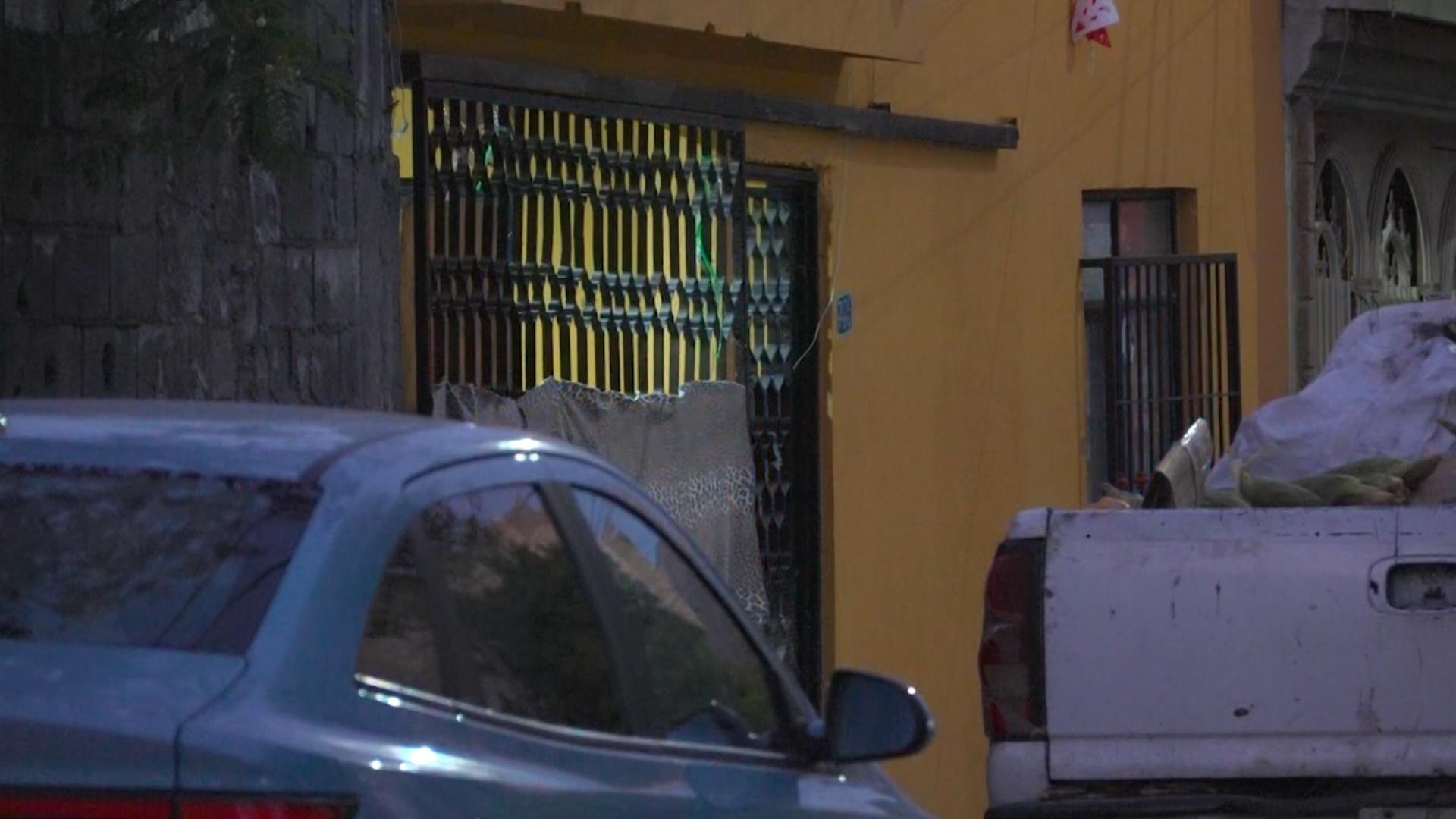 Localizan a Hombre Muerto Sentado en un Sillón Dentro de Una Casa en Juárez, Nuevo León