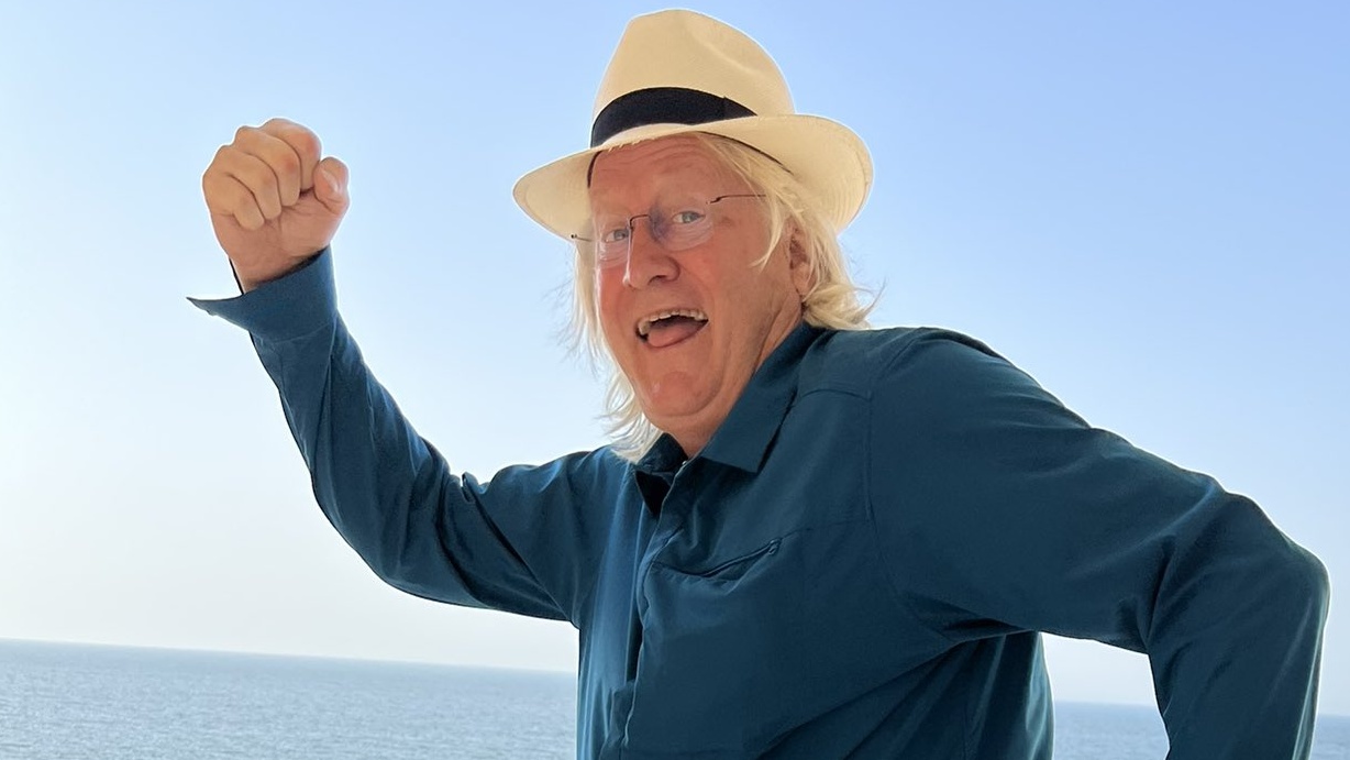 Charles Martinet desvela su objeto de Super Mario más preciado: una pequeña caja de música que le regaló un fan