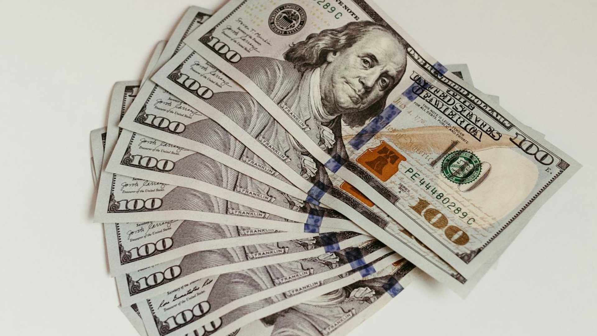 Precio del Dólar Hoy VIERNES 27 de Febrero de 2026: ¿Cómo Está el Tipo de Cambio con el Peso?