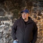 Antonio Ortuño, estoy satisfecho de lo que ha escrito, pero trato de no repetirlo.