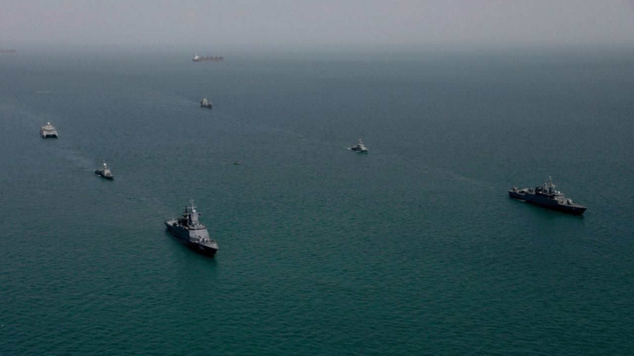 Guerra de UE vs Irán: ¿por qué sigue cerrado el estrecho de Ormuz?