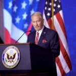 Embajador Johnson destaca inversión por 3 mil mdd de Mexinol en Sinaloa; empresarios necesitan un entorno libre de corrupción, señala | El Universal