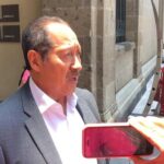 Leonel Godoy comparece en Fiscalía de Michoacán