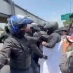 Policías encapsulan a familias buscadoras en Tlalpan